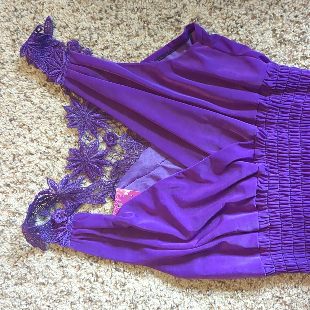 Purple floral dress with lace accents - Picture 2 of 5